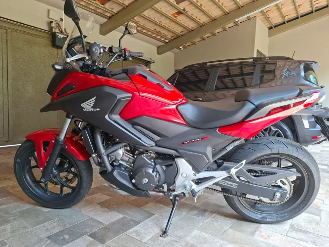 NC 750x