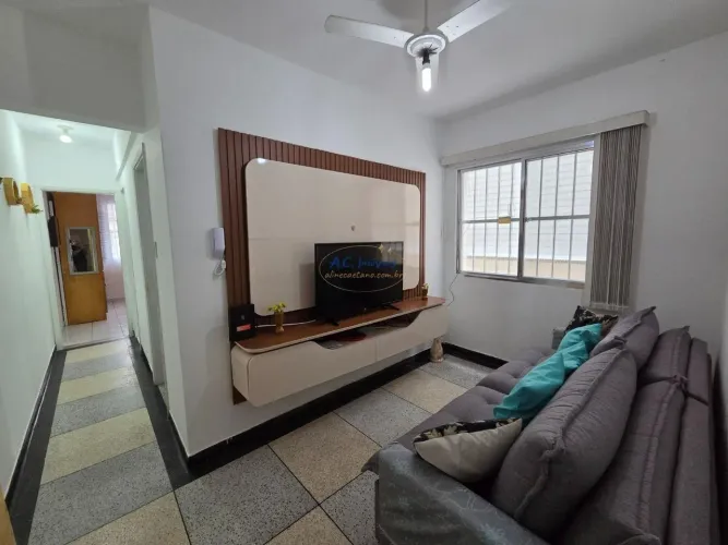 Boqueirão - Apto Térreo 1 dorm, 450 mts da praia - 258 mil