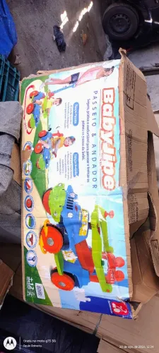 Vendo carro de passeio andador 260,00