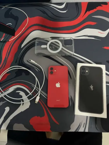 VENDO IPHONE 12 - USADO