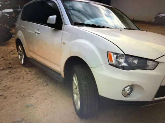 sucata outlander 3.0 2012