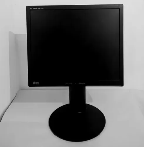 Monitor LG 17 polegadas com rotação de tela