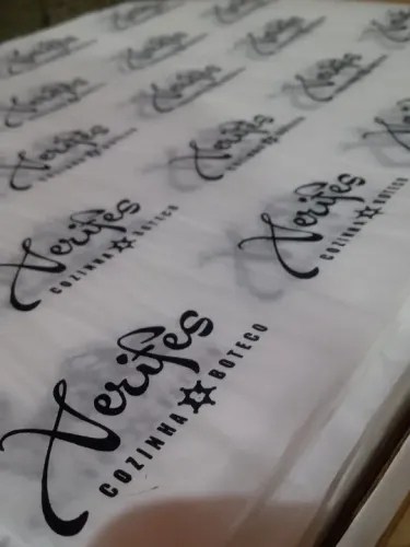 PAPEL ACOPLADO PERSONALIZADO