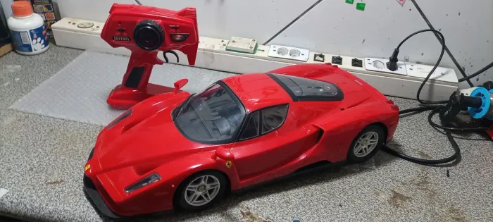 Carro de Controle remoto - Ferrari Enzo