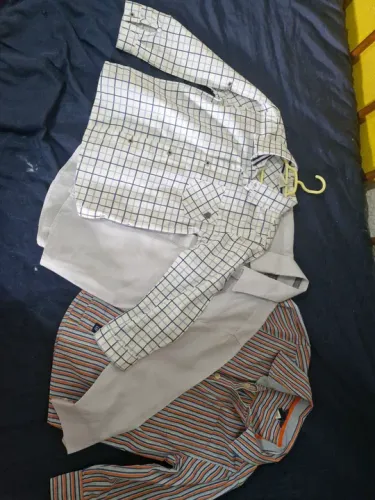 Lote de 3 camisas de manga compridada para menino TAM 5 anos