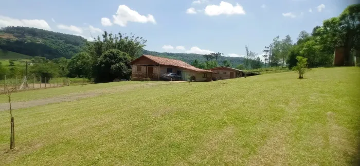 Chácara com 0,5 hectares, aceita troca 