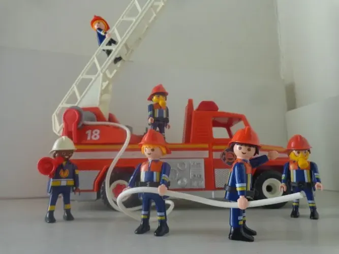 PLAYMOBIL BOMBEIROS