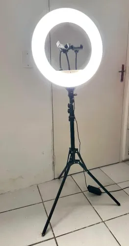 Ring Light semi Nova 