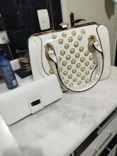 Vendo bolsa com carteira (aceito troca)