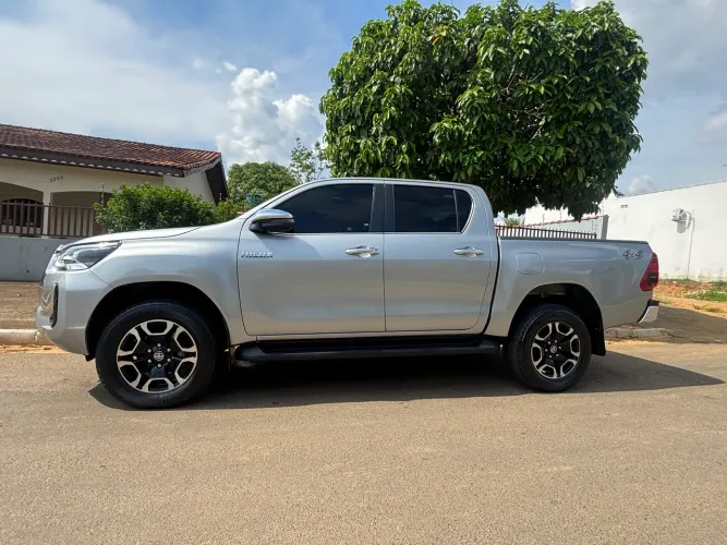 HILUX SRX 2021, caminhonete toda original. Em perfeito estado de conservação.