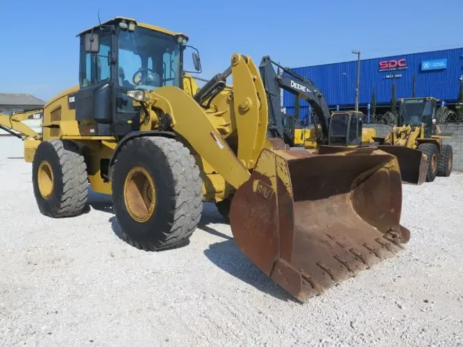 Pá carregadeira Caterpillar 930K