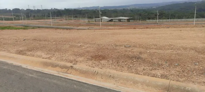 Vinhas Flamboyant - Terreno/Lote à Venda no Condomínio Vinhas Flamboyant em Senador Canedo