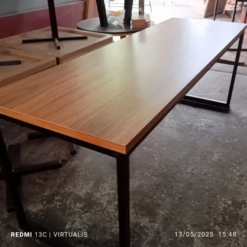 Mesa de escritório 