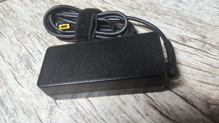 Fonte carregador Lenovo