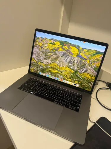 MacBook Pro 15
