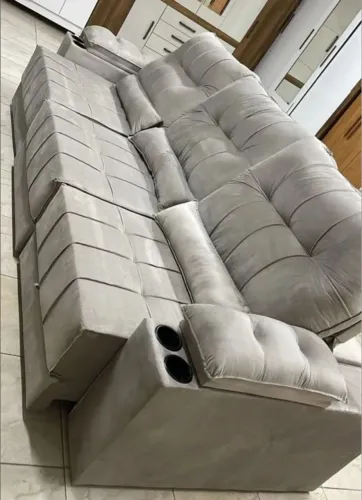 Sofá retrátil reclinável grande com porta copos embutido