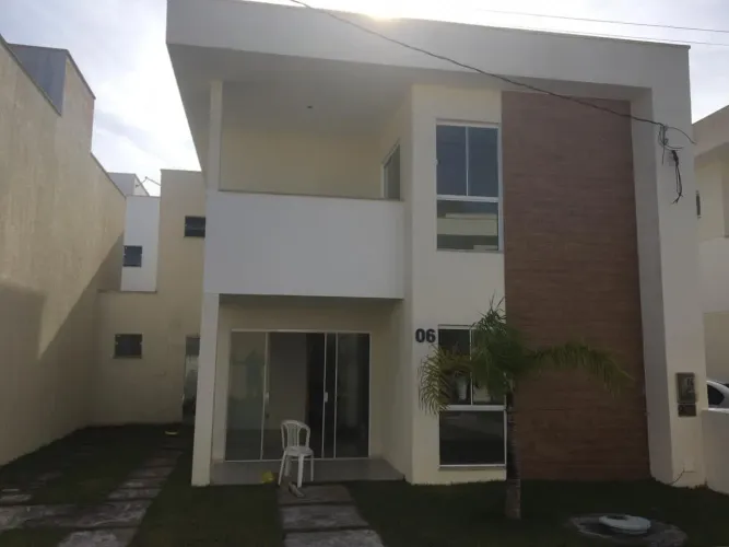 Casa de condomínio 4/4 Foz do Joanes- Buraquinho
