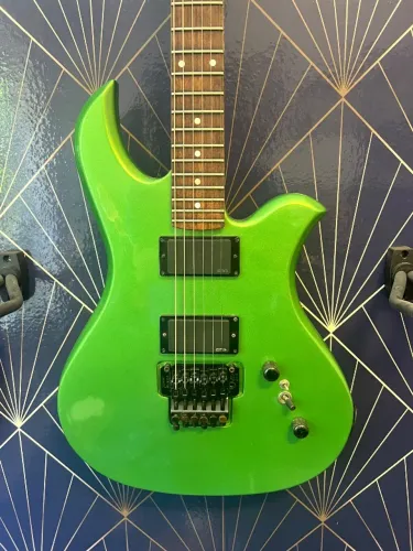 Guitarra BC Rich Eagle USA Captação EMG, Ponte Kahler e Tarrachas Sperzel