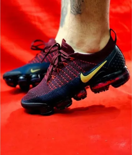 Tênis Nike  VaporMax  lançamento - Vermelho 
