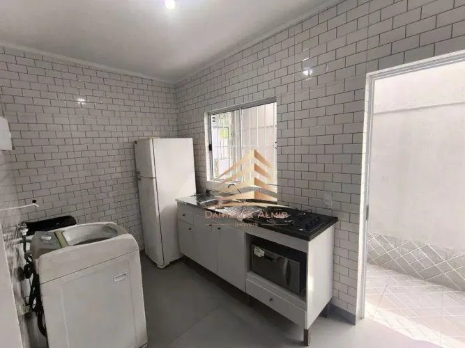 Kitnet mobiliada com 1 dormitório para alugar, 22 m² por R$ 1.320/mês - Vila Rio - Guarulh