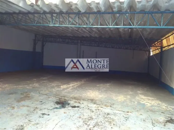 Galpão/Depósito/Armazém à Venda no bairro Cupecê com 20m² de área útil disponível