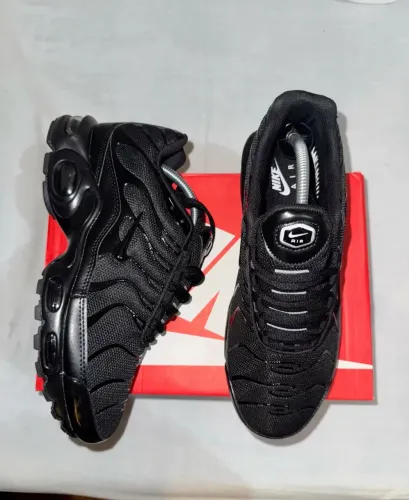 Tênis Nike tn tamanho 40