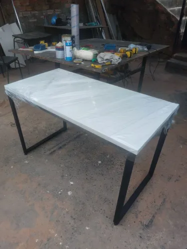 Mesa estilo industrial