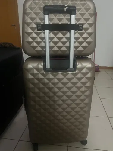 Conjunto de malas de viagem