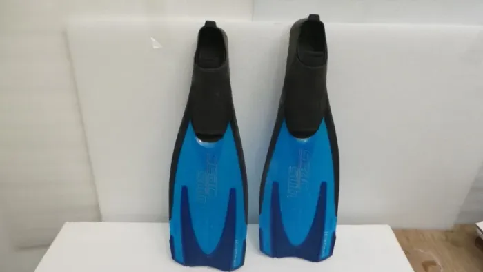 PÉ DE PATO ANTIGO DA SEAC SUB MADE IN ITALY TAMANHO 36-37 USADO