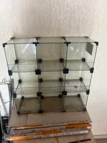 Baleiro de vidro usado 
