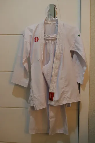 kimono karatê até 1,40m até 40kg