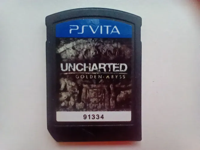 Psvita Uncharted Golden Abyss V/T