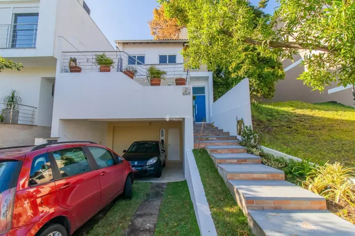 Casa com 2 suítes uma no térreo em Condomínio Cinque Terre, Vila Nova