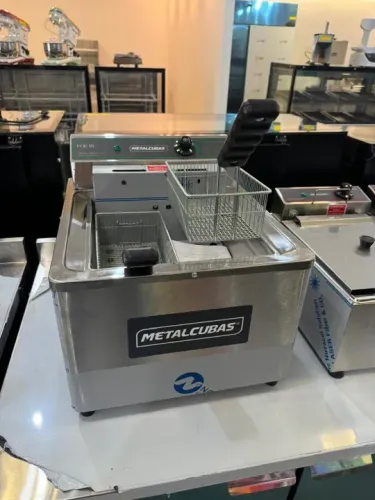 Fritadeira eletrica 15 litros oleo 2 cestos nova com garantia
