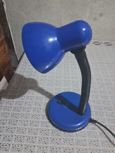 Abajur de mesa azul