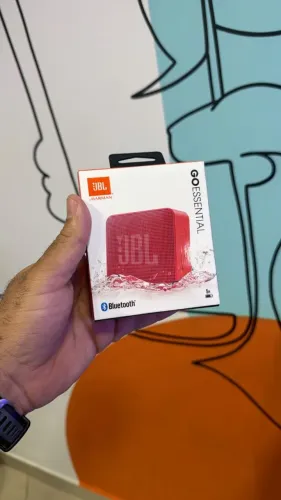 Caixa de som JBL Go Essential Vermelha - R$ 280,00 | Novo | Loja Fisica