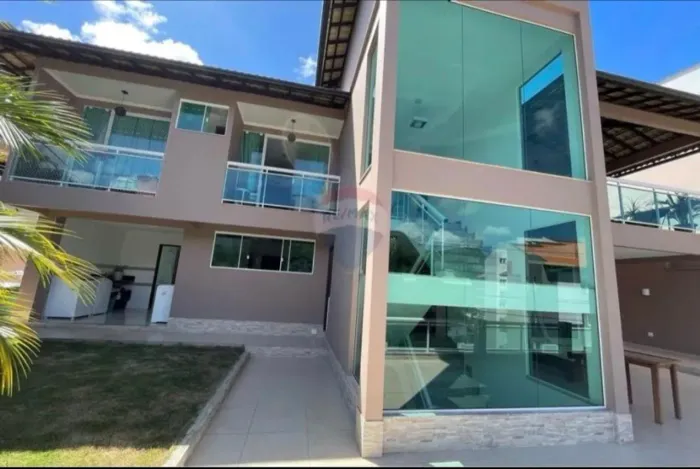 Linda casa, paraíso a um minuto do centro de Nova Friburgo, Região Serrana - RJ