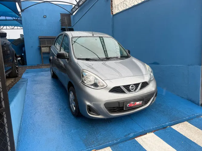 Nissan March S 1.0 12V Flex 5P 2016