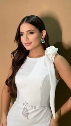Vestido midi tubinho branco batizado