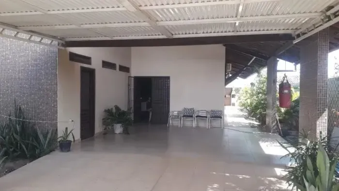 Excelente casa no Portal do Poço(360 m², 3/4, energia solar, poço e varanda gourmet)