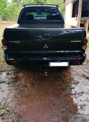 Mitsubishi L200 Outdoor HPE 2.5 4X4 CD T.dies. Mec. 2009
