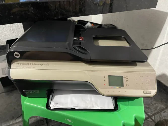 Impressora hp deskjet Ink avantage 4625 NÃO LIGA 