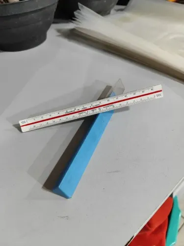 Escalímetro Triangular 15 cm