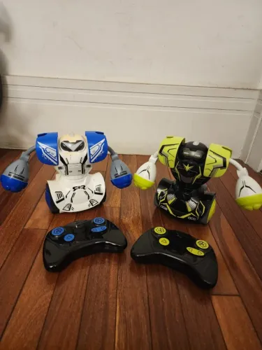 ROBOS kombat boxeadores