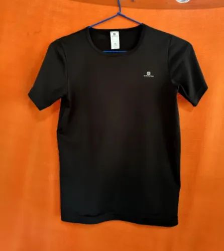 Camisa esportiva infantil/ 10-12 anos