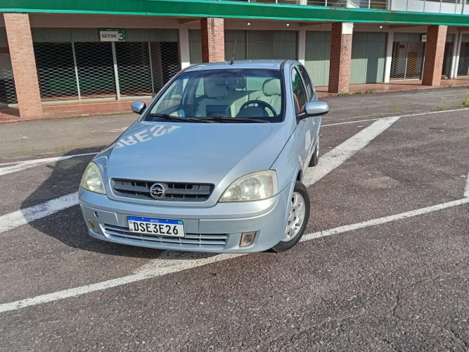 Vendo raro Corsa 1.8 Premium (o mais completo)