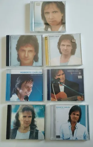 Coleção de CDs Roberto Carlos
