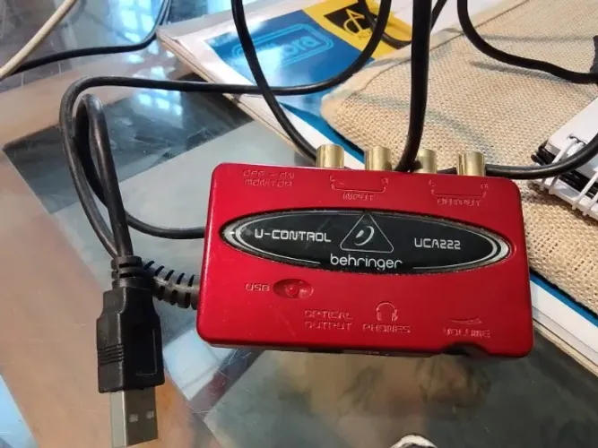 Interface de audio U-CONTROL Beringher UCA222