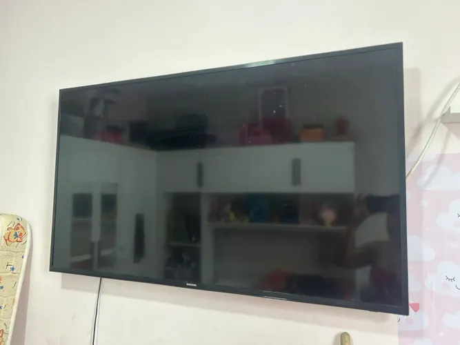 TV Samsung 48? Smart TV 4K UN48JU6000G - Para Retirada de Peças ou Conserto
