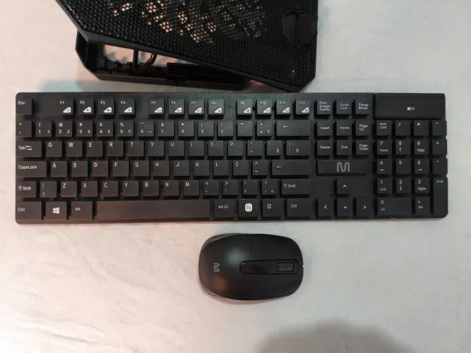 Teclado, Mouse sem fio e base para norebook